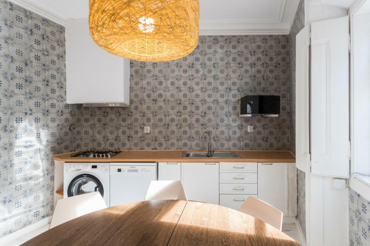 Alfama Tale Four-Bedroom Apartment W/ River View - By Lu Holidays Lisboa Exterior foto